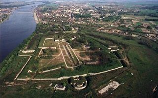 Komárno fortification system